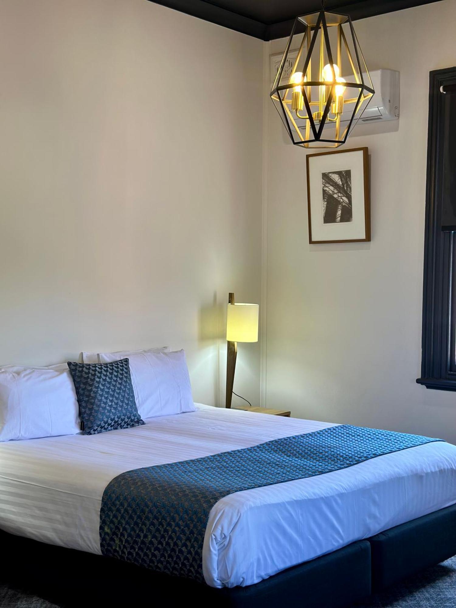 The Hampden Suites Wagga Wagga Exterior photo