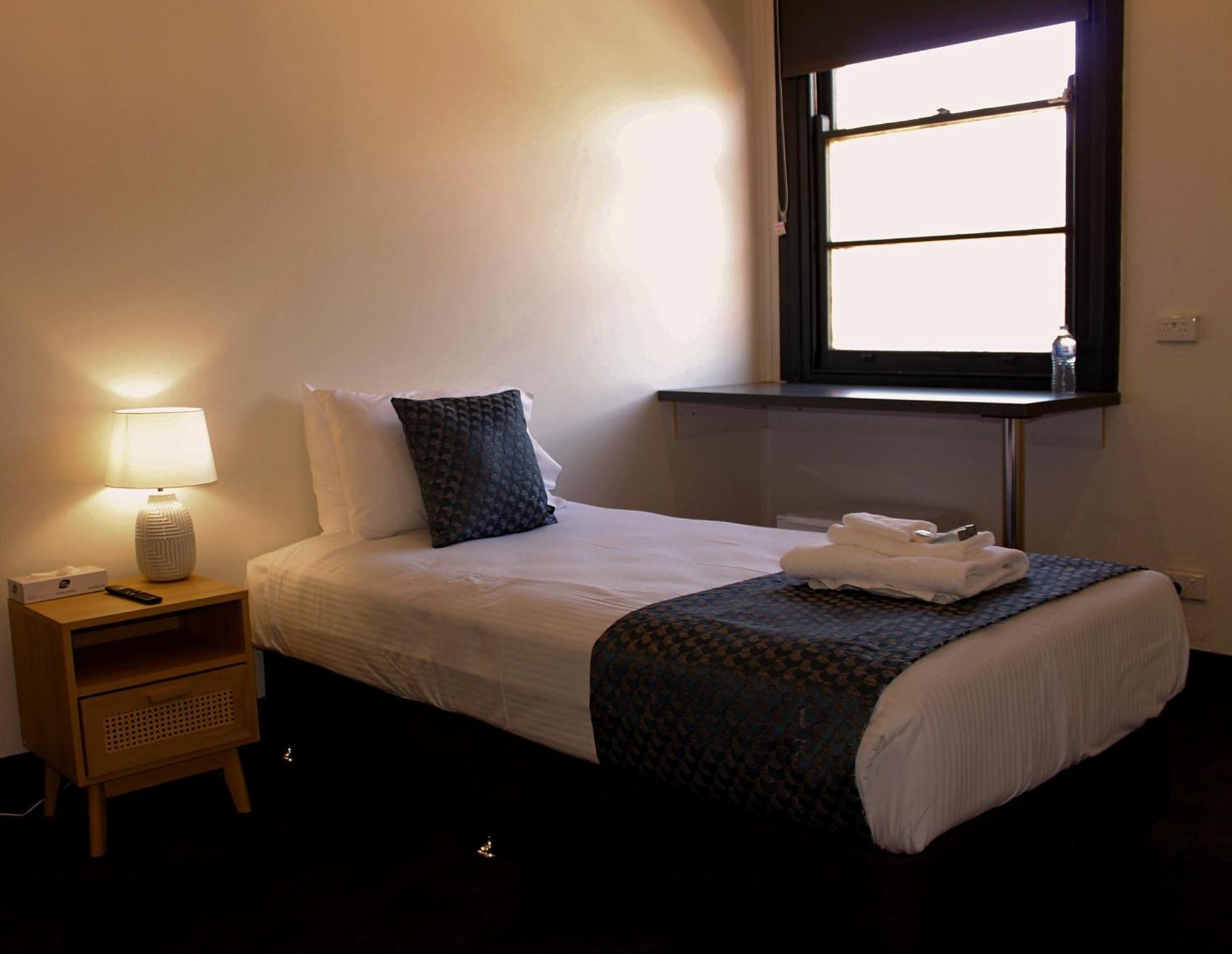 The Hampden Suites Wagga Wagga Exterior photo
