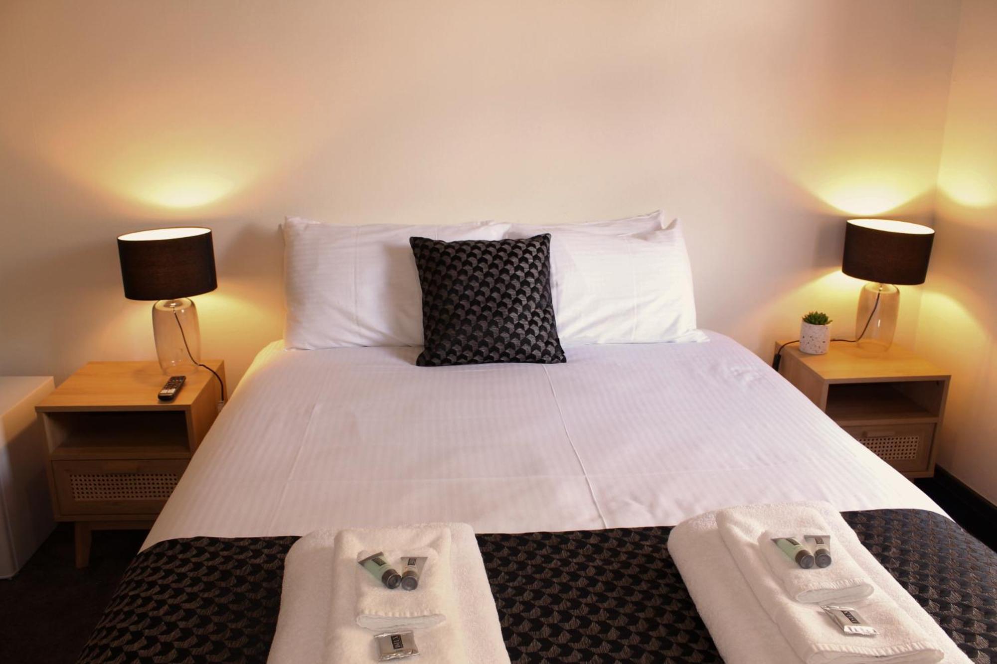 The Hampden Suites Wagga Wagga Exterior photo