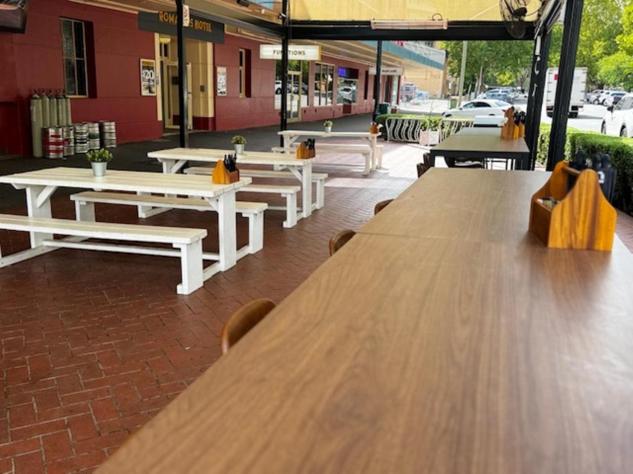 The Hampden Suites Wagga Wagga Exterior photo